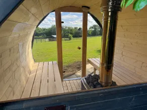Luxury Spa Cabin with Outdoor Bath, Sauna & Fireplace - Image 2