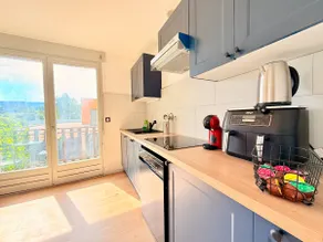 Belfort · Renovated house for 10 people | Private parking & - Image 2