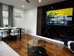 Stylish Blue•Free Parking•WI-FI•Close 2 Southern - Image 5