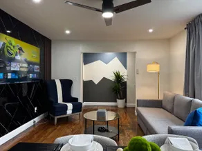 Stylish Blue•Free Parking•WI-FI•Close 2 Southern - Image 3