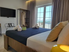 Golden Rays Suites - Image 2