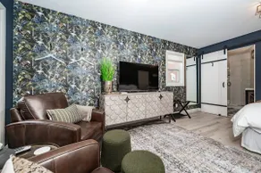 The Velvet Fern: Luxurious Hideaway in Elora - Image 4
