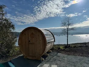Executive Beach House - Oceanfront & Outdoor Sauna - Image 2