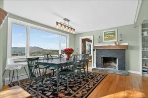 Charming Home with Lake and Mountain View - Image 4