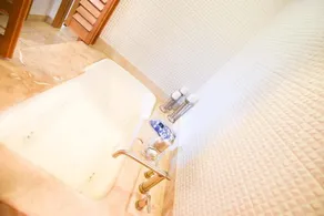 Esmeralda Condo - Image 2