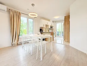 Spacious 3BR | Family Spot Near Parks & Peace - Image 2