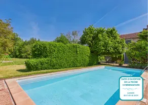 Semi-detached cottage, 4 adults 1 child, shared swimming pool - Image 2