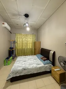 Intan Azalea Homestay - Image 4