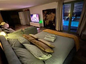 Suite with Pool Barcelona - Image 3