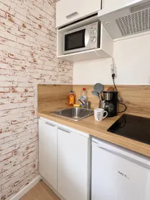 Cozy haven · Tram 2 min · Ideal for business travel - Image 5