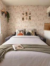 Cozy haven · Tram 2 min · Ideal for business travel - Image 2