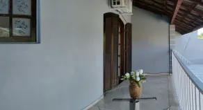 Complete and Comfortable House - Image 5