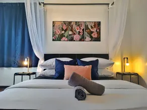 Theia Bayview Apartment | Couple Retreat - Image 2