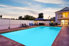 Spacious | Pickleball | Pool | Jacuzzi | Game Room - Image 3