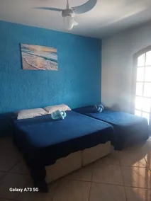Beach house with 3 en-suites and 1 guest bathroom. - Image 5