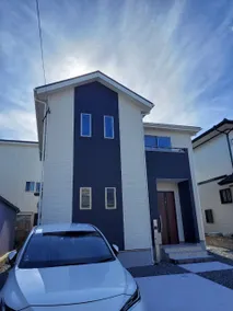 whole house rental 5 mins walk to golf course and sea, 3 mins to drug store, 3 parking spaces, Wi-Fi - Image 2