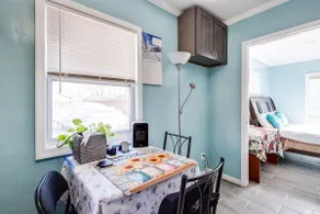 Home Sweet Home Close to Downtown and Parks! - Image 3