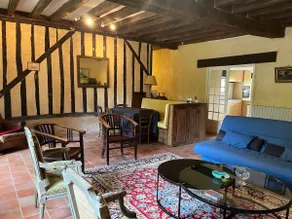 Charming farmhouse with garden and pool access - Image 3