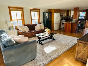 VT riverfront retreat: sauna/ swimming /pooltable - Image 4