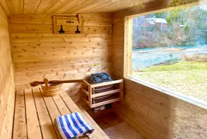 VT riverfront retreat: sauna/ swimming /pooltable - Image 2