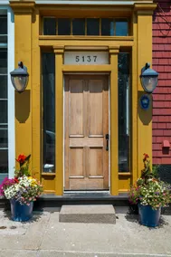 Historic 2 BR DT Waterfront Area - Image 3