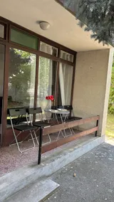 Dessewffy Sunny Lakeside Home - Image 5