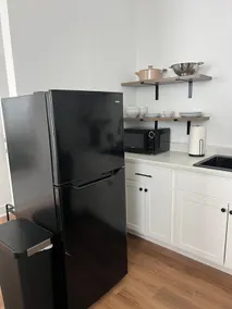 Deluxe Loft Apartment - Image 2