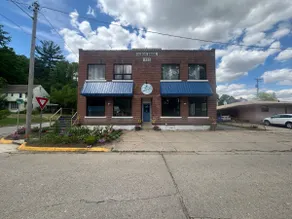 1st Fl 2BR Downtown + 2 Pkg - Image 5