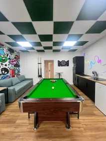 The Game – Private Games Room – Pool Table – Console - Image 5