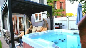 Downtown•Hot Tub•Game Room•Free Parking•Lvl2 Chrgr - Image 5
