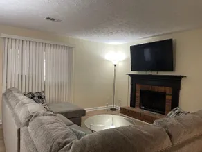 Cozy & Spacious 3BR Townhome - Image 5