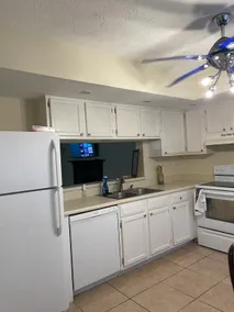 Cozy & Spacious 3BR Townhome - Image 3