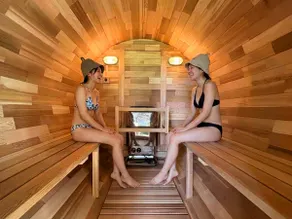 A spacious house of 100 m2 or more / Sleeps up to 10 people / There is a sauna! /BBQ allowed/Beach right in front! - Image 3