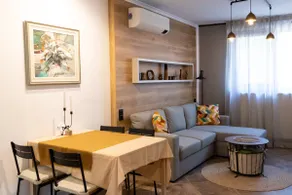 Friends apartment - Image 4