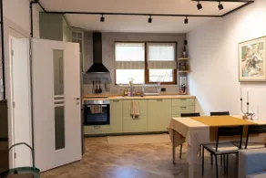 Friends apartment - Image 5