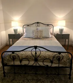 Iconic Renovated Period Home - 2 minutes to CBD - Image 3