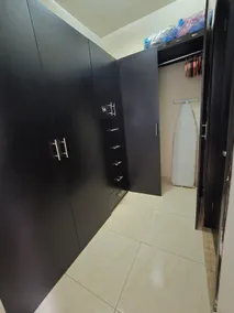 Comfortable apartment with covered electric garage - Image 4