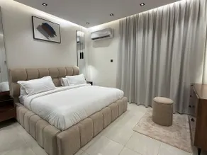 Luxury apartment, bedroom and living room, Self 29 - Image 2