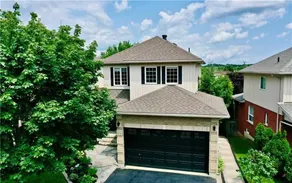 Detached Home - Beautiful and Super-clean - Image 4
