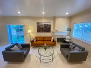 Newly Renovated Luxury Townhome - Image 2