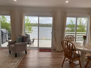Winter River Cottage - Image 4