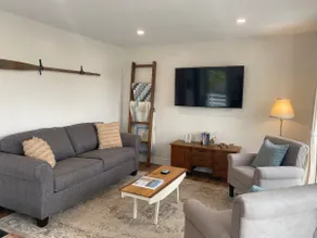 Winter River Cottage - Image 3