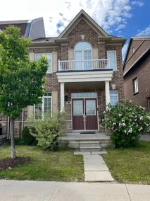 Cozy Kleinburg Home near YYZ/Wonderland - Image 5