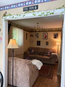 The Foxes Den - Image 3