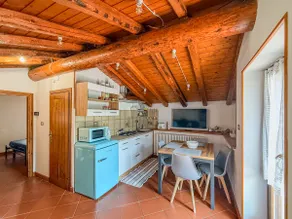 Casa Romeo: Cozy Nest with Panoramic Views - Image 3