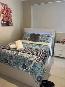 Private Guest suite with Free Wifi & Parking - Image 2