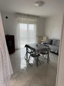 apartment in villa - Image 4