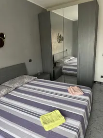 apartment in villa - Image 5