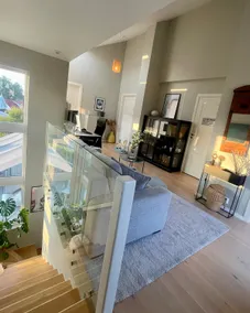 Sunny, welcoming, and family-friendly single-family home! - Image 2