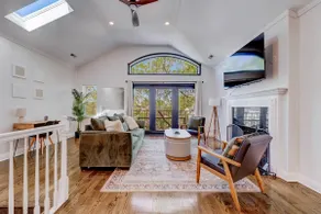Sunny Penthouse - Oakwood Beach - Image 2